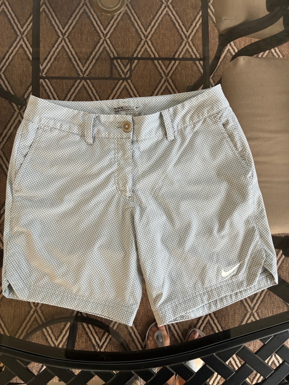 Nike dri fit Tour Performance golf shorts size medium women’s